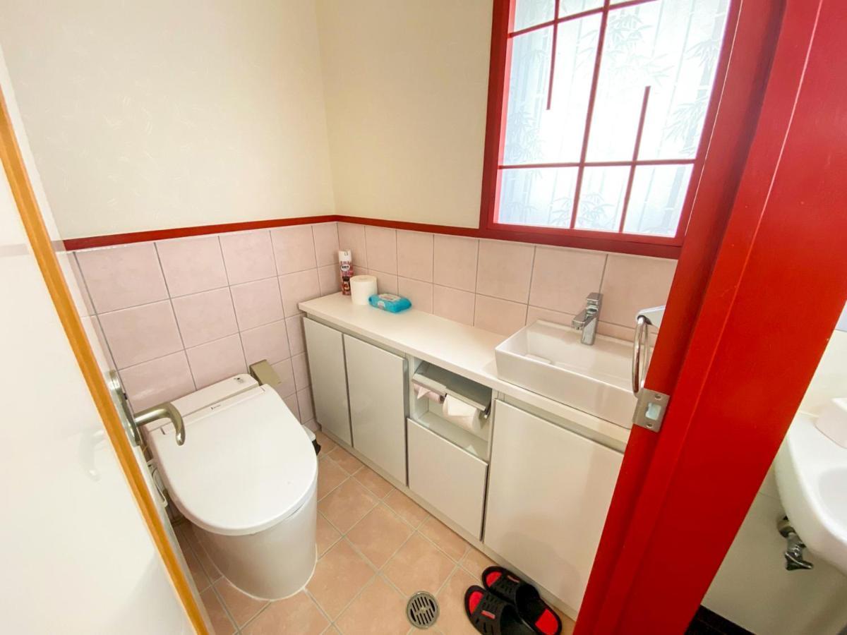 沖縄の宿 行燈 あんどん Naha Ngoại thất bức ảnh