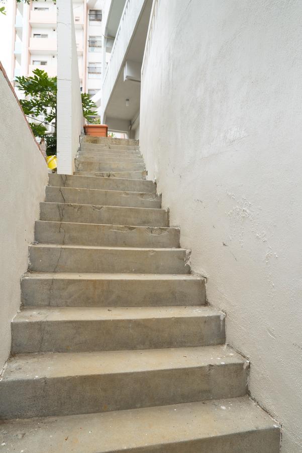 沖縄の宿 行燈 あんどん Naha Ngoại thất bức ảnh