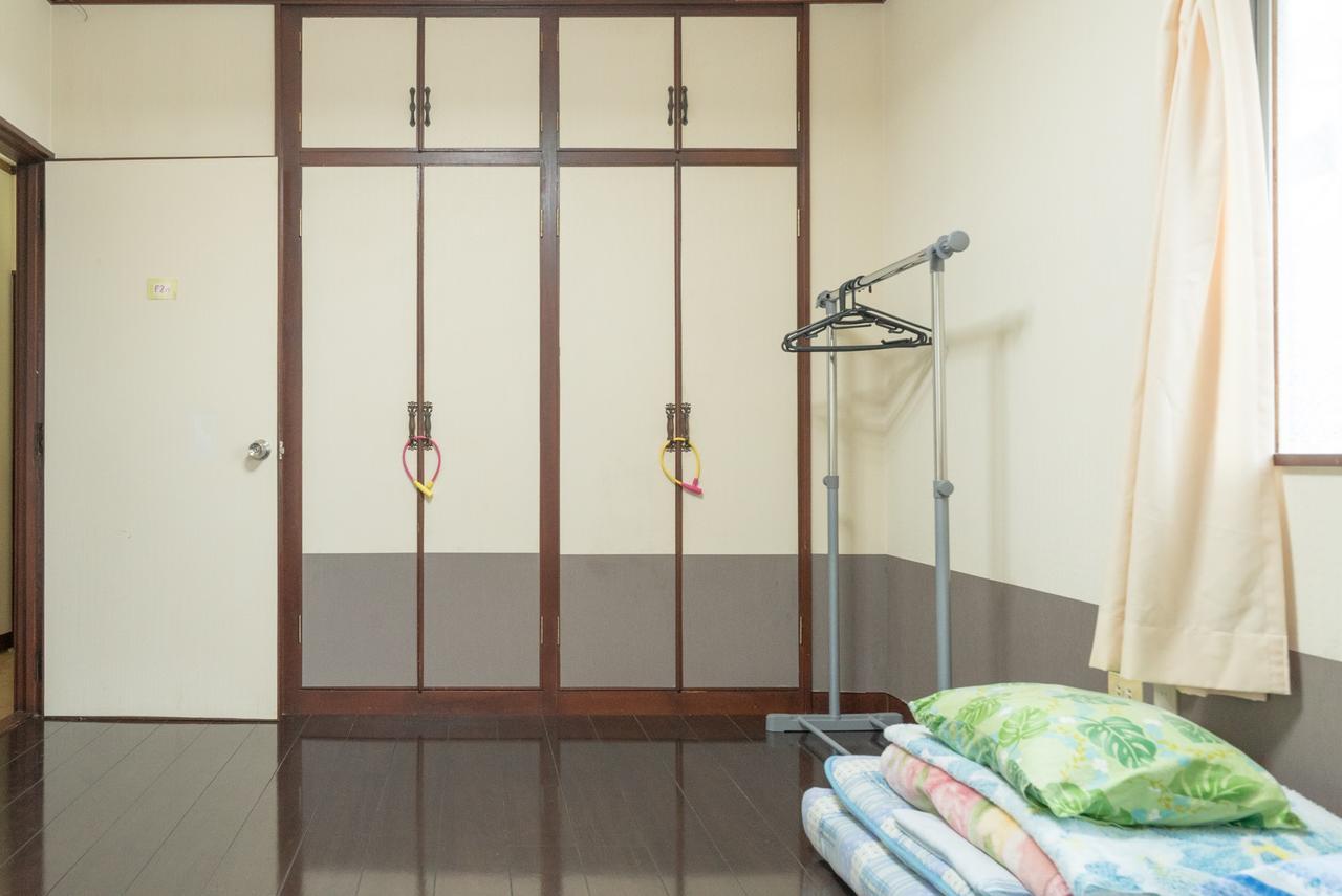 沖縄の宿 行燈 あんどん Naha Ngoại thất bức ảnh