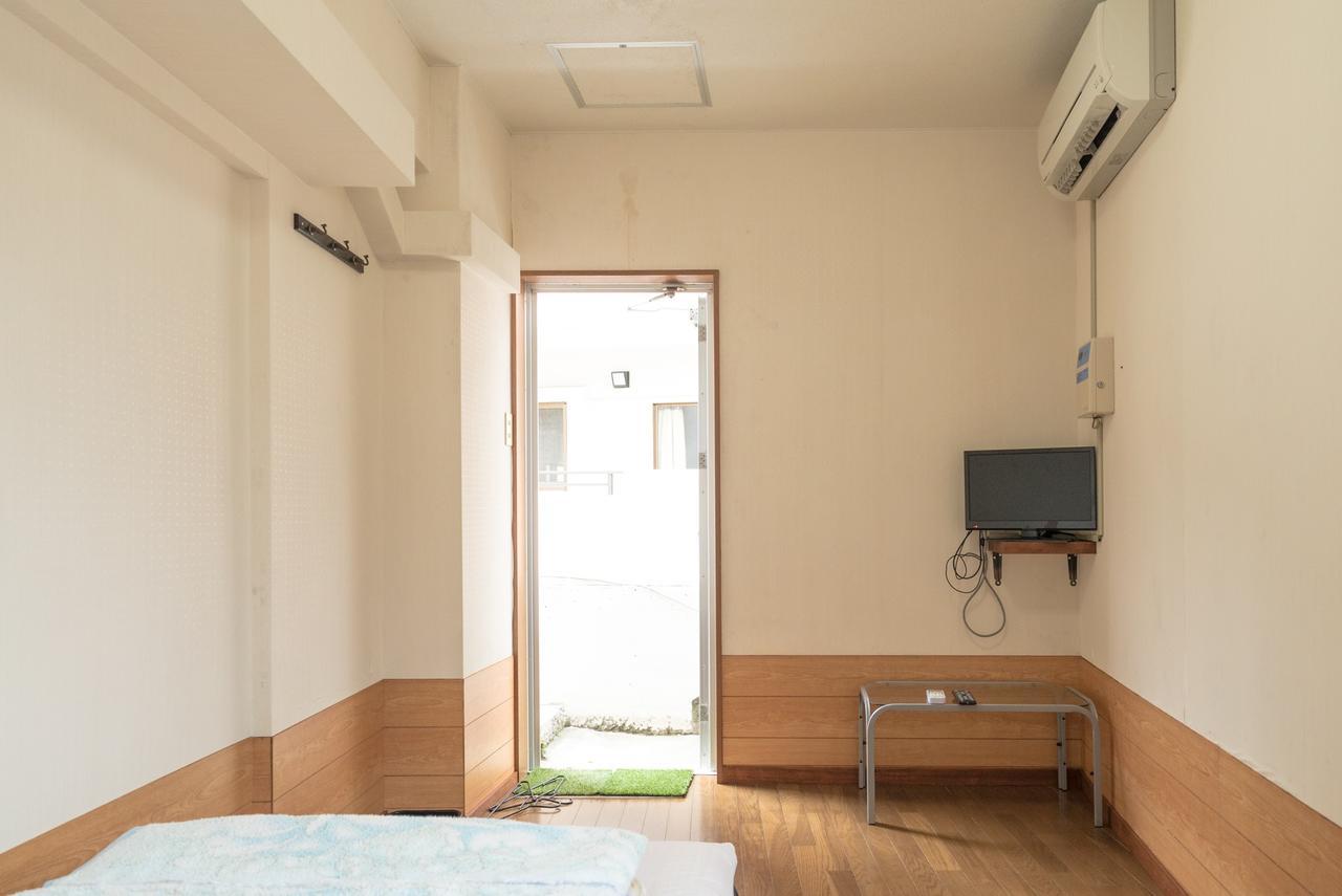 沖縄の宿 行燈 あんどん Naha Ngoại thất bức ảnh