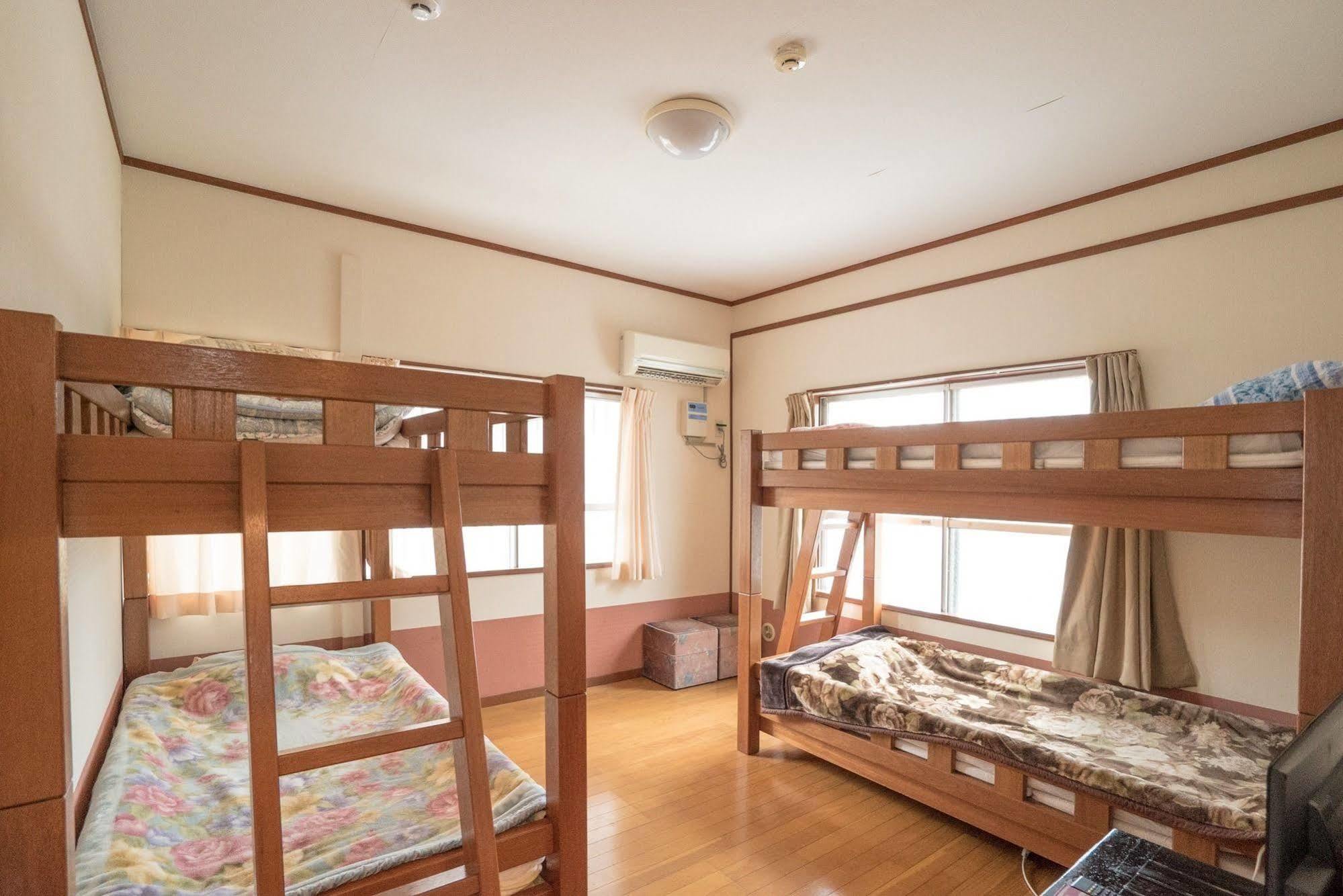 沖縄の宿 行燈 あんどん Naha Ngoại thất bức ảnh