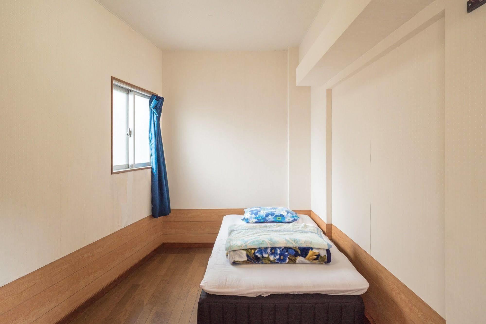 沖縄の宿 行燈 あんどん Naha Ngoại thất bức ảnh